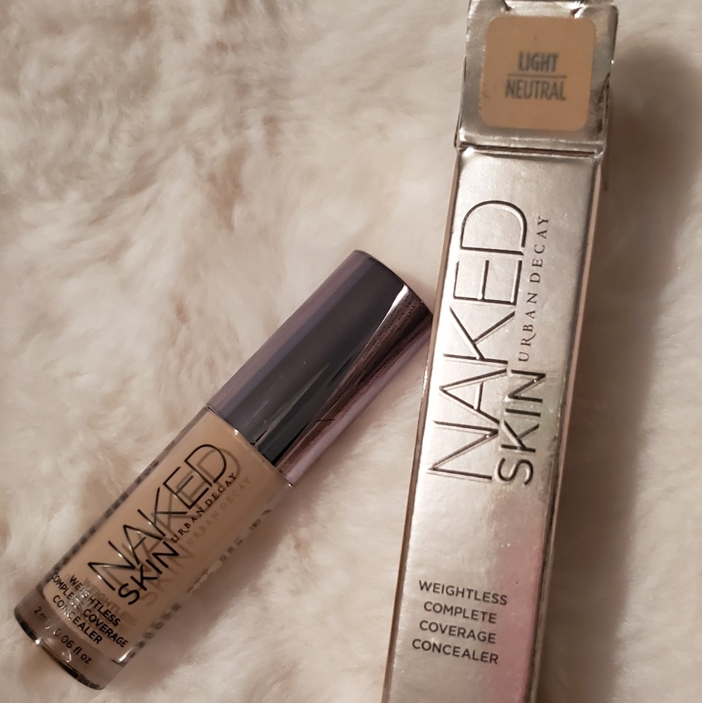 Urban decay weightless foundation